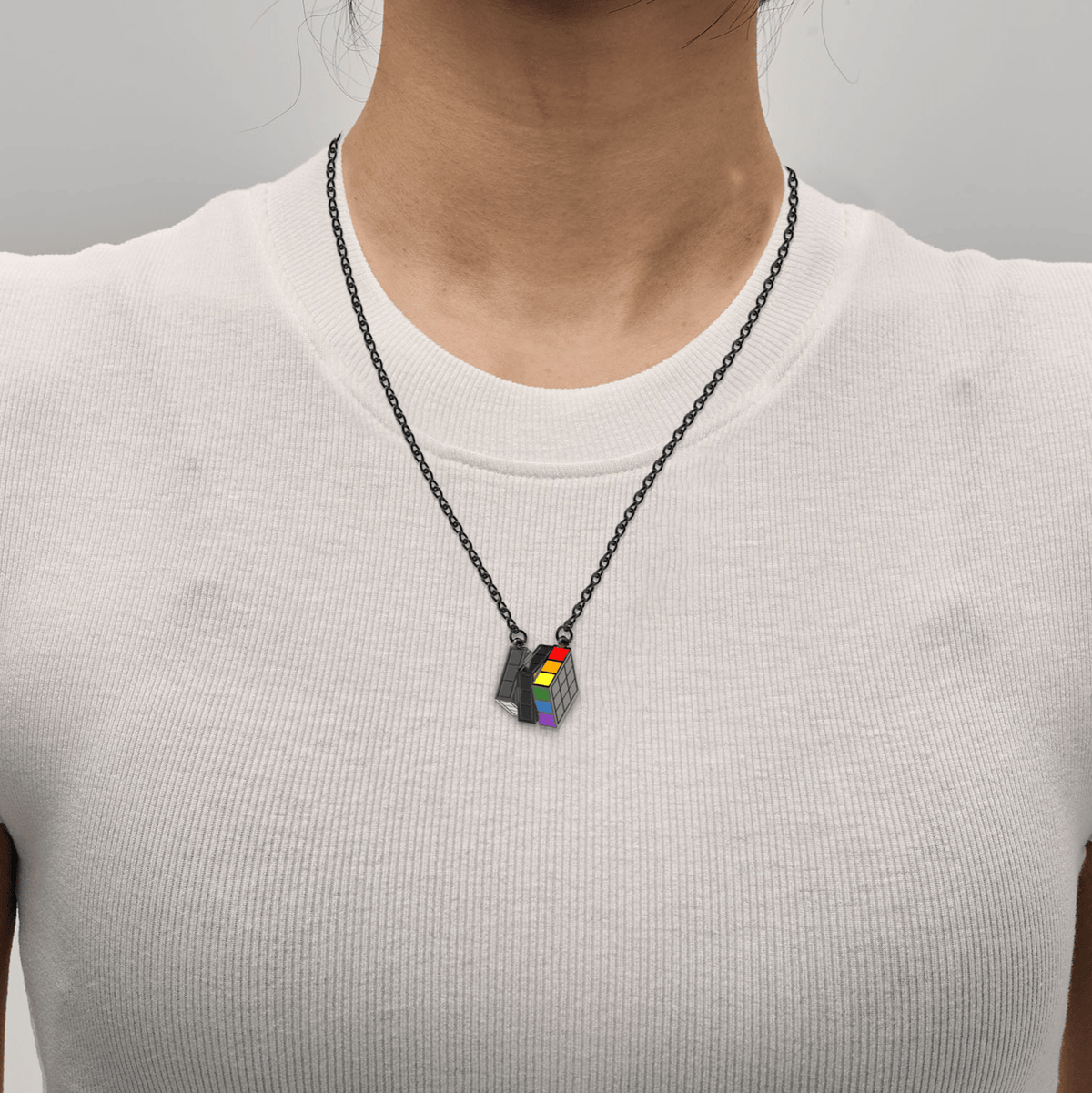 Enchant Cube Necklace - AntiRue